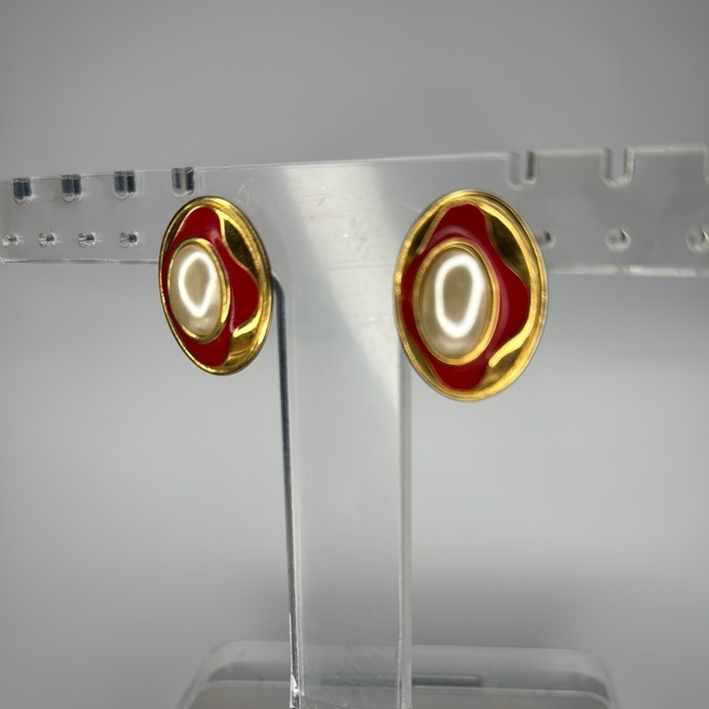 Vintage Red and Gold Geometric Earrings - Picture 2 of 4